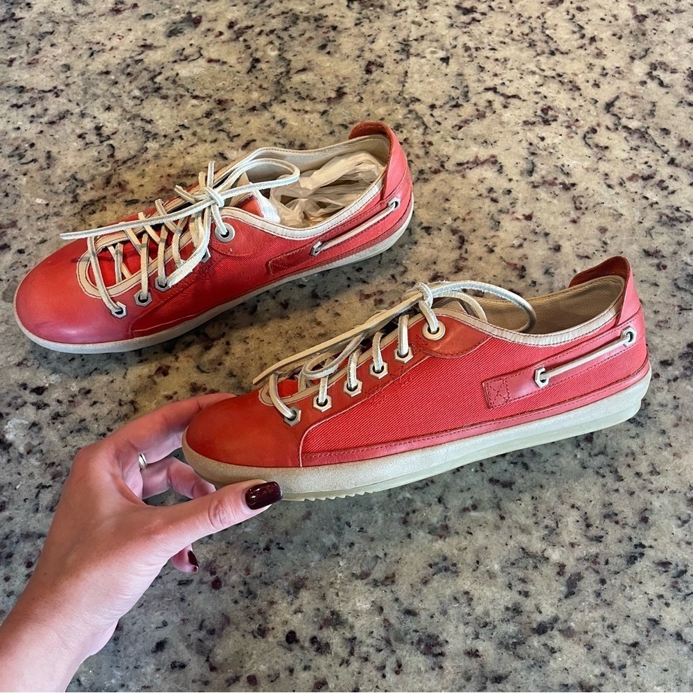 Women’s timberland canvas and Leather deck shoes size 8